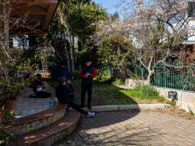 Villacolle � dotata poi anche di un agrumeto, dove i bambini raccolgono periodicamente i frutti e fanno merenda...